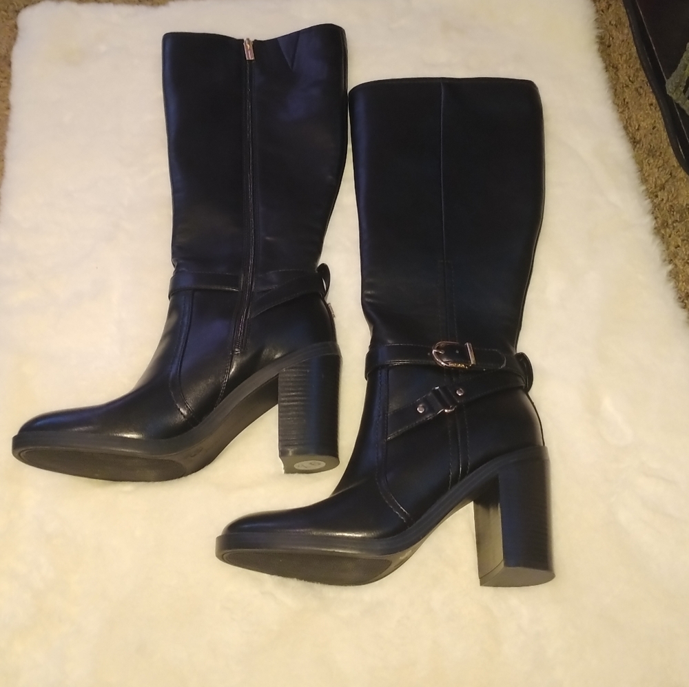 Tommy Hilfiger black women's boots